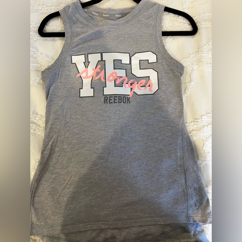 Reebok size xs tank